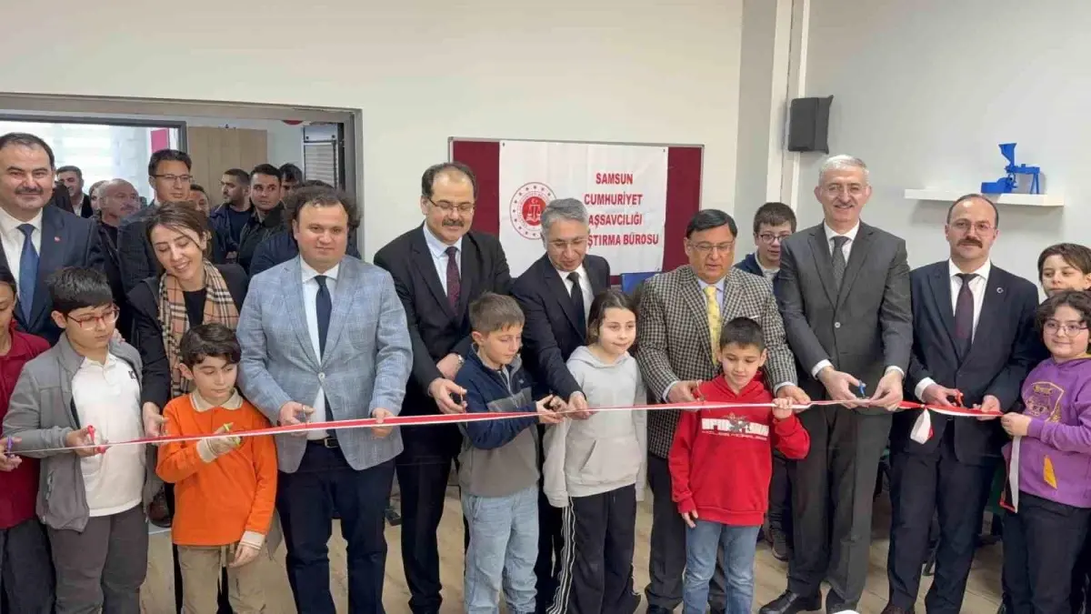 Samsun’da Uzlaşıyla Teknoloji Atölyesi Açıldı: 12 Bilgisayar Canik Bilim ve Sanat Merkezine Bağışlandı