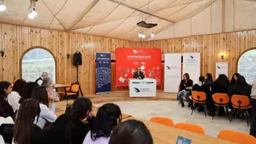 Düzce Üniversitesi Bilim Kafe’de Mehmet Akif Ersoy’un Çok Yönlü Düşünceleri Ele Alındı