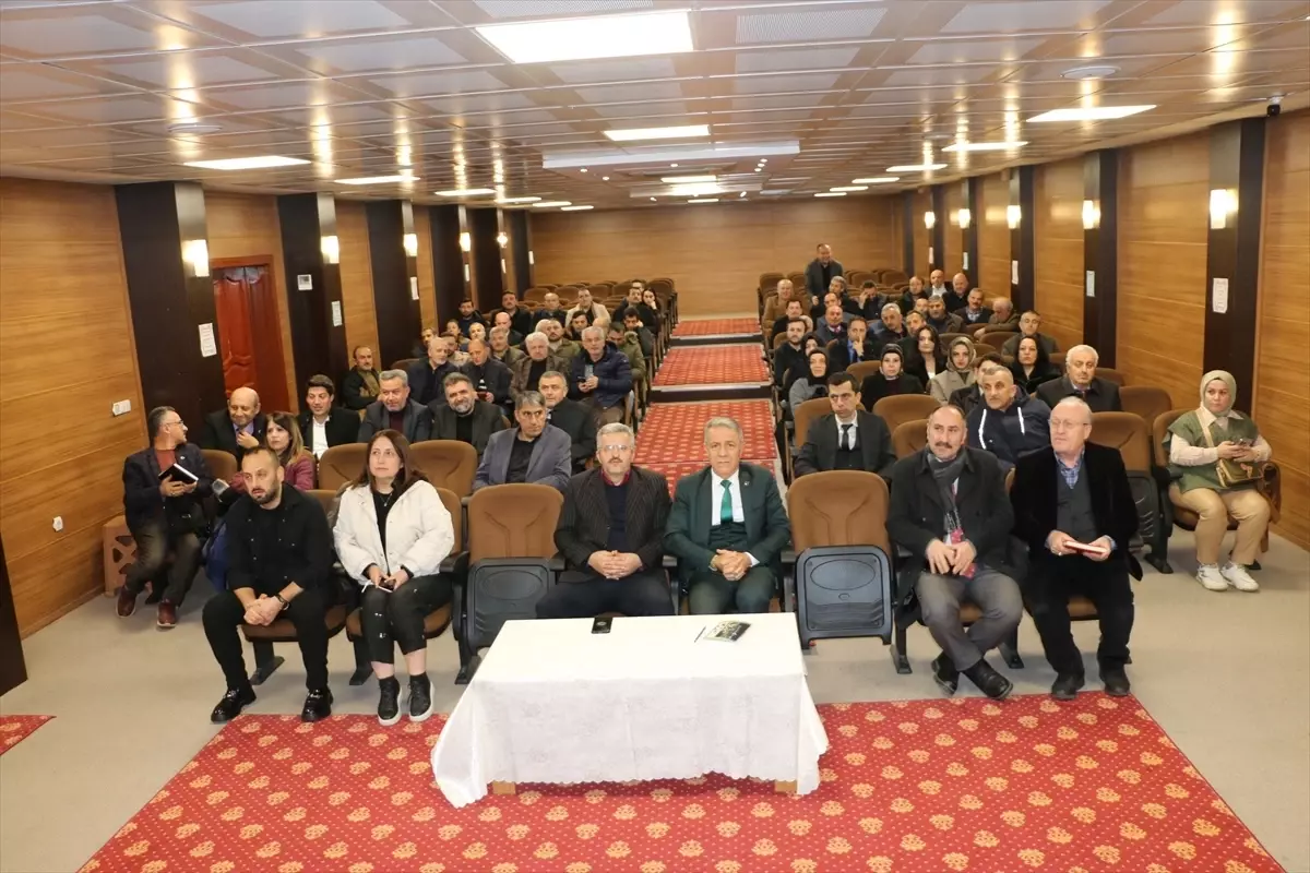 Of İlçesinde Okul Yöneticilerine Sıfır Atık Projesi Bilgilendirme Toplantısı