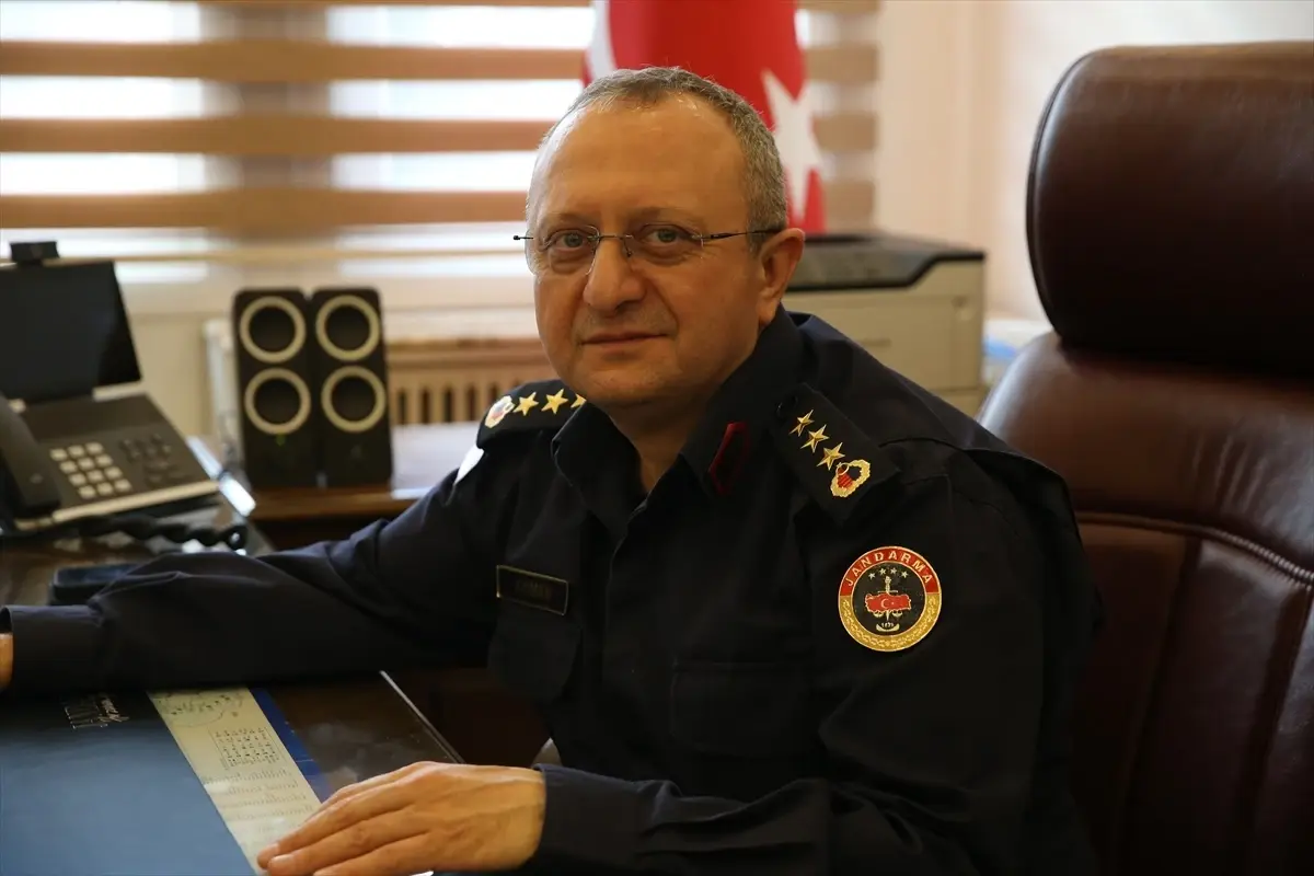 Ordu İl Jandarma Komutanı Sadi Akman, AA’nın Yılın Kareleri Oylamasında Seçtiği Fotoğrafları Paylaştı