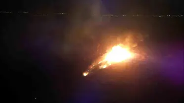 Afyonkarahisar’da Eber Gölü’ne Yaklaşan Sazlık Yangınına Müdahale Hızlandı