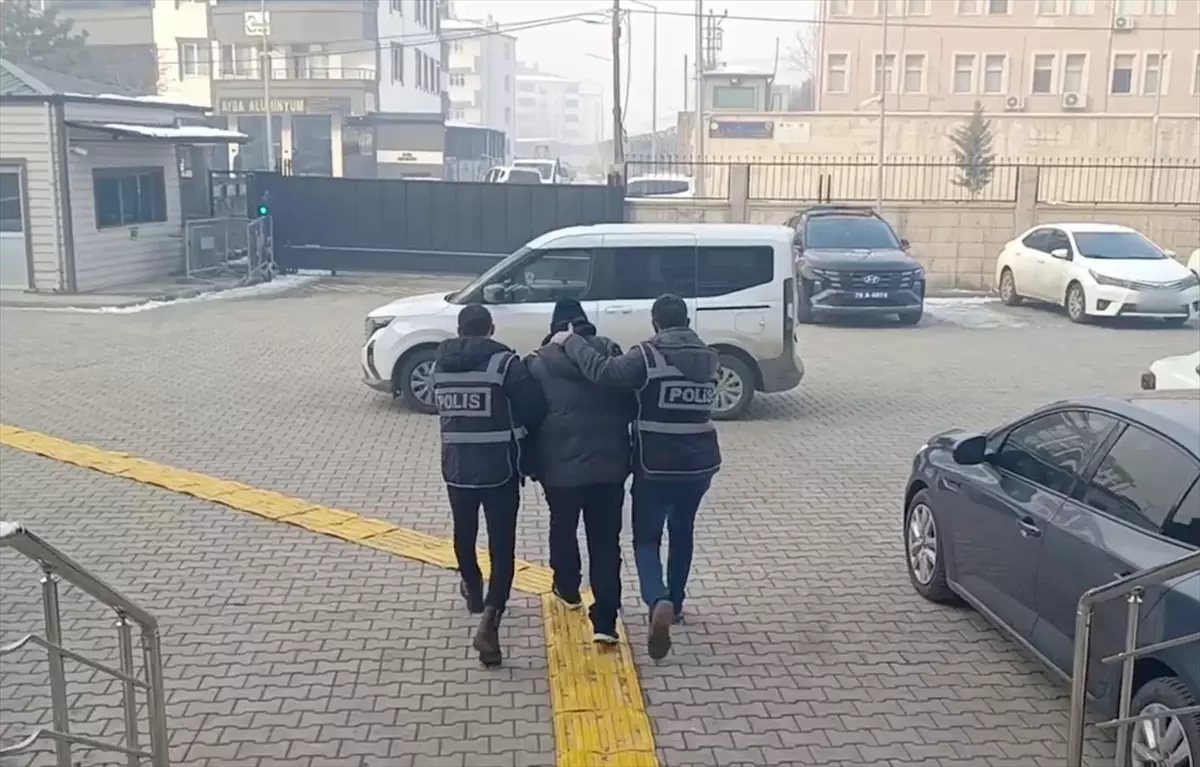 30 Yıl Hapis Cezalı Azerbaycanlı, Iğdır’da Türkiye’ye Giriş Çabası Sırasında Yakalandı