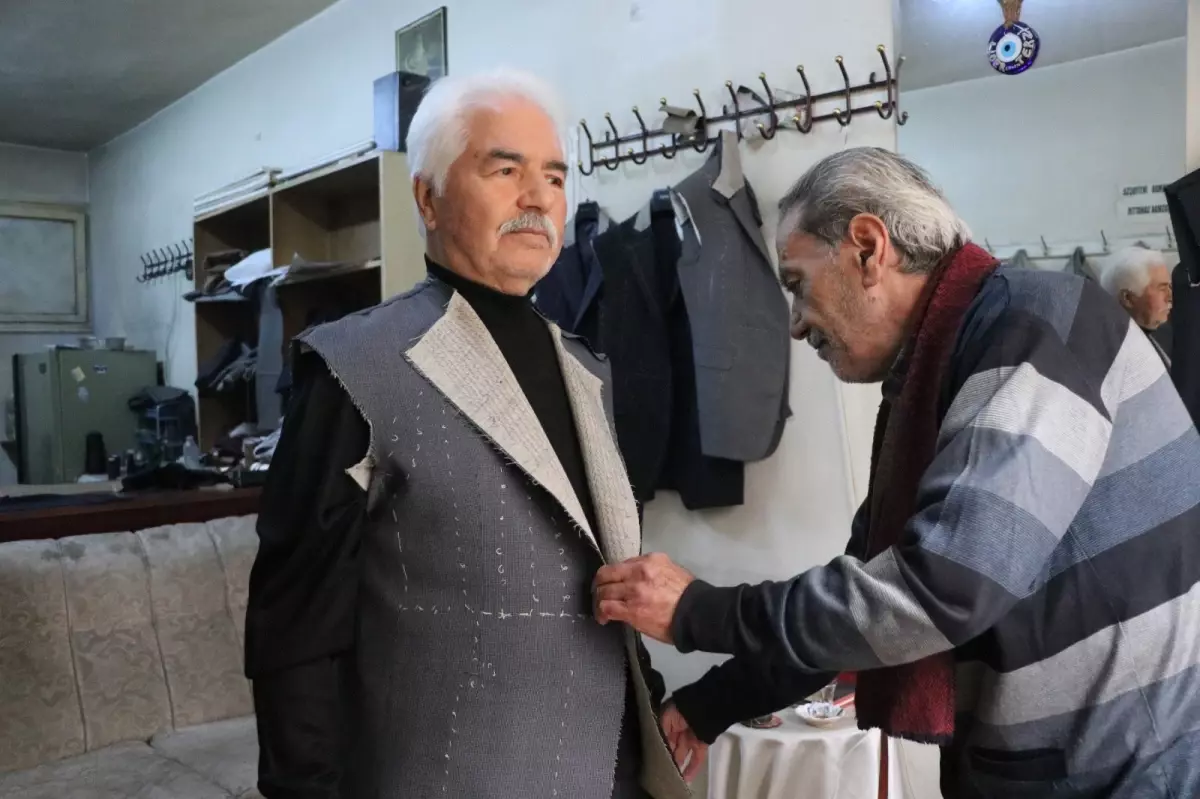 Yusuf Sağlam'dan Terzilik Mesleğinin Geleceğine Dair Uyarı