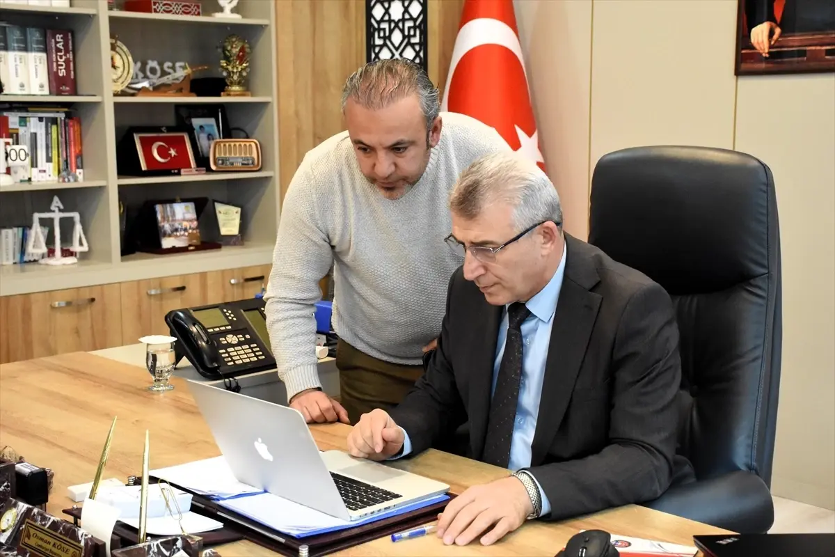 Aksaray Başsavcısı Osman Köse, 'Yılın Kareleri' Fotoğraf Oylamasını Başlattı