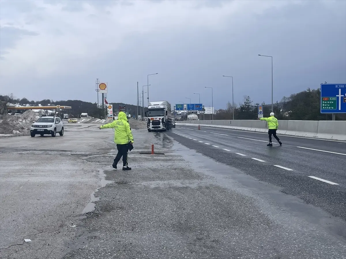 Bolu Dağı Geçişinde Zincirsiz Araçlara Kesilen Ceza: 20 Sürücüye Uyarı