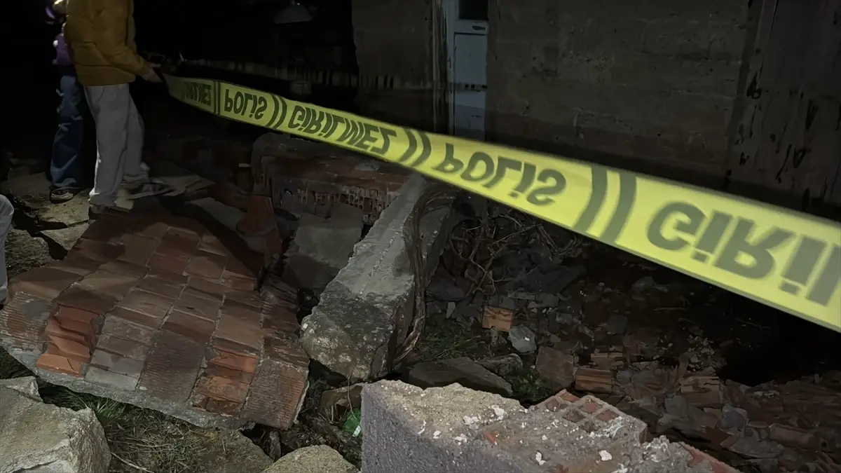 Bursa Kestel’de Lodos Nedeniyle Çöken Duvarın Altında Genç Hayatını Kaybetti