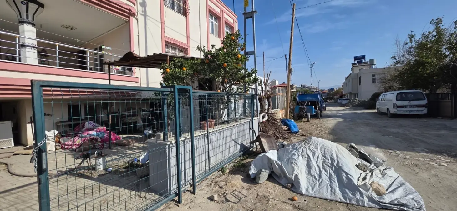 Hatay Samandağ’da 17 Yaşındaki Kız, Konteynerde Başından Vurulmuş Bulundu