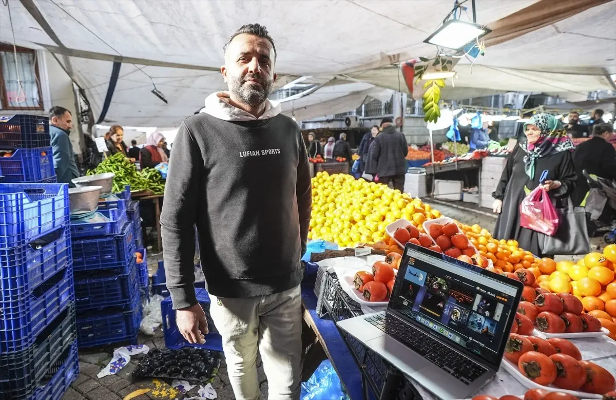 İstanbul’da Pazar Esnafı, AA’nın 2025 Yılın Kareleri Fotoğraf Yarışmasını Oyladı
