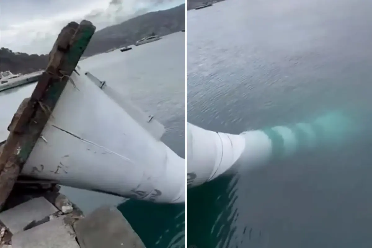 İstanbul’da Şiddetli Fırtına Kireçburnu Deniz Fenerini Yere Yıktı