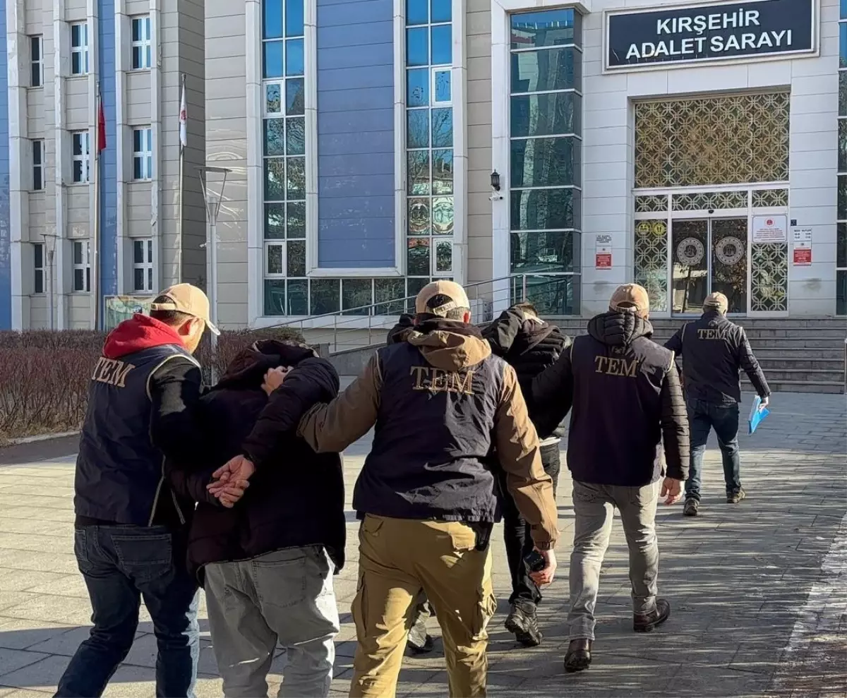 Kırşehir'de DEAŞ'a Yönelik Operasyon: 4 Gözaltı, 3 Tutuklama