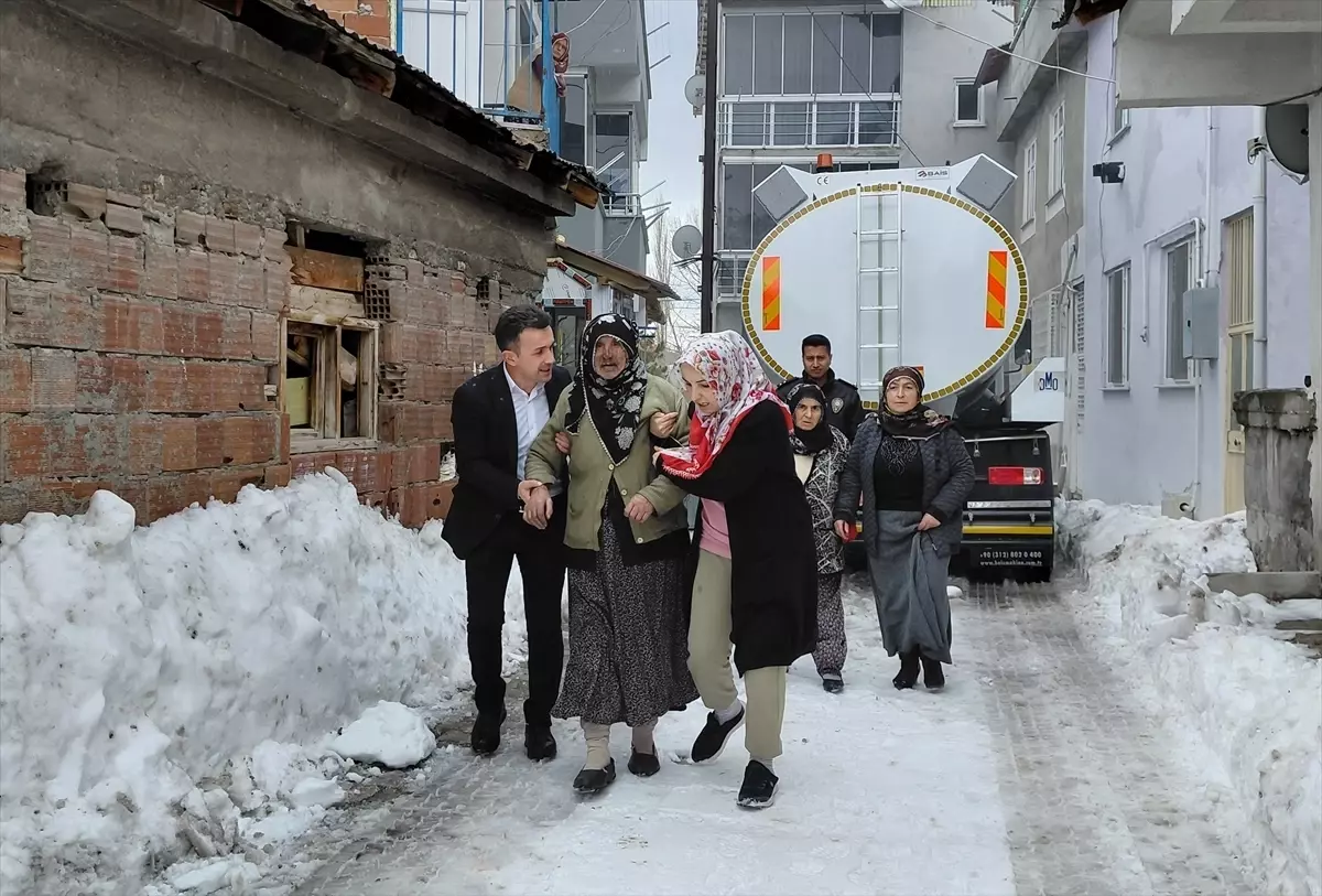 Başçiftlik'te 96 Yaşındaki Kadının Duman Maruziyeti: Acil Sağlık Müdahalesi