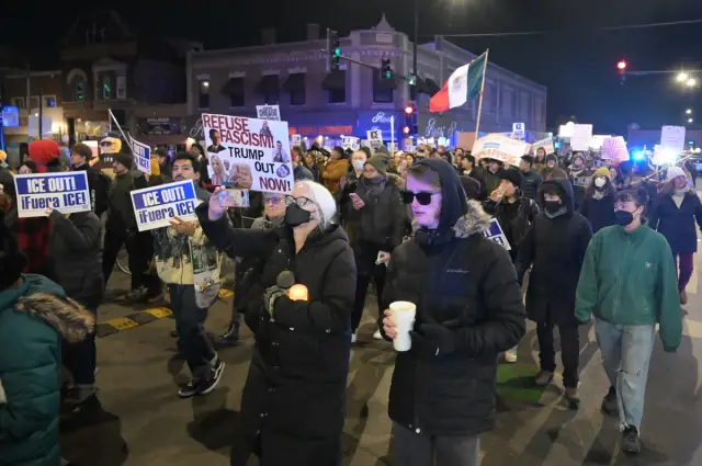 Protesto alanında birleştirici bir mesaj