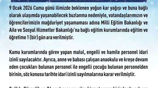 Kar yağışıyla kaplı Elazığ sokakları