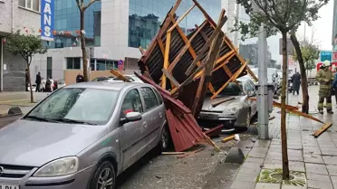 Uçan bina çatı detayları