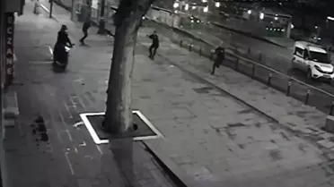 Fatih’te Motosikletli Şüphelilerden Silahlı Saldırı ve Polis Takibi