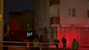 Gebze'de 5 Katlı Apartmanın Girişindeki Çukur Nedeniyle Zorunlu Tahliye