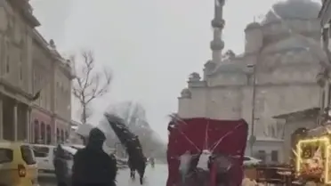 İstanbul’da fırtına sonrası su birikintileri