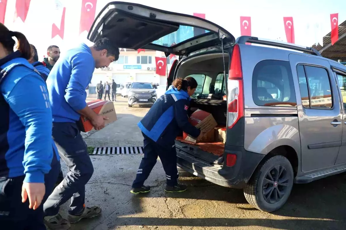 Muğla Büyükşehir Belediyesi’nden Hayvan Çiftçilerine Ücretsiz Mineral Blok Dağıtımı