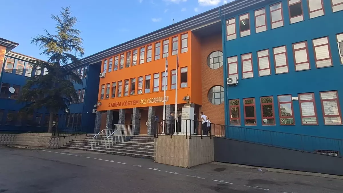 Görme Engelli Rehber Öğretmen Engin Kaya’nın 25 Yıllık Yolculuğu