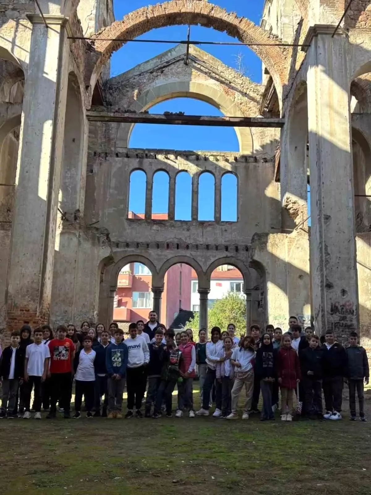 Bayırköy İlkokulu Öğrencileri Bilecik’in Tarihi Zenginliğini Keşfetti