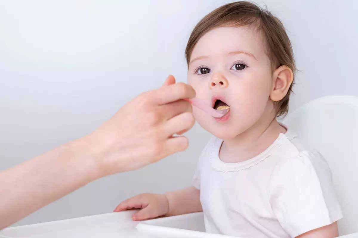 Nestlé, SMA Bebek Maması ve Devam Sütlerinde Toksin Şüphesi Nedeniyle Geri Çağırma Kararı Aldı