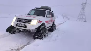 Paletli ambulansla hastaneye sevk edilen yaşlı adam