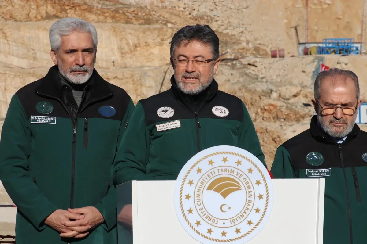 Bakan Yumaklı: 2027'de Silvan Barajı'nda Su Depolanmaya Başlanacak