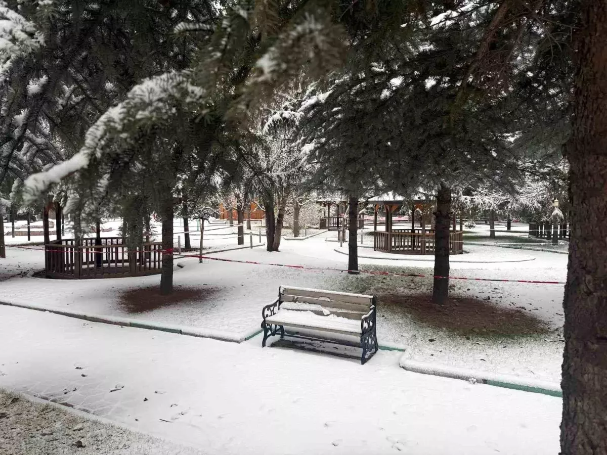 Patnos’ta Kar Yağışı Tarım ve Hayvancılığı Canlandırdı