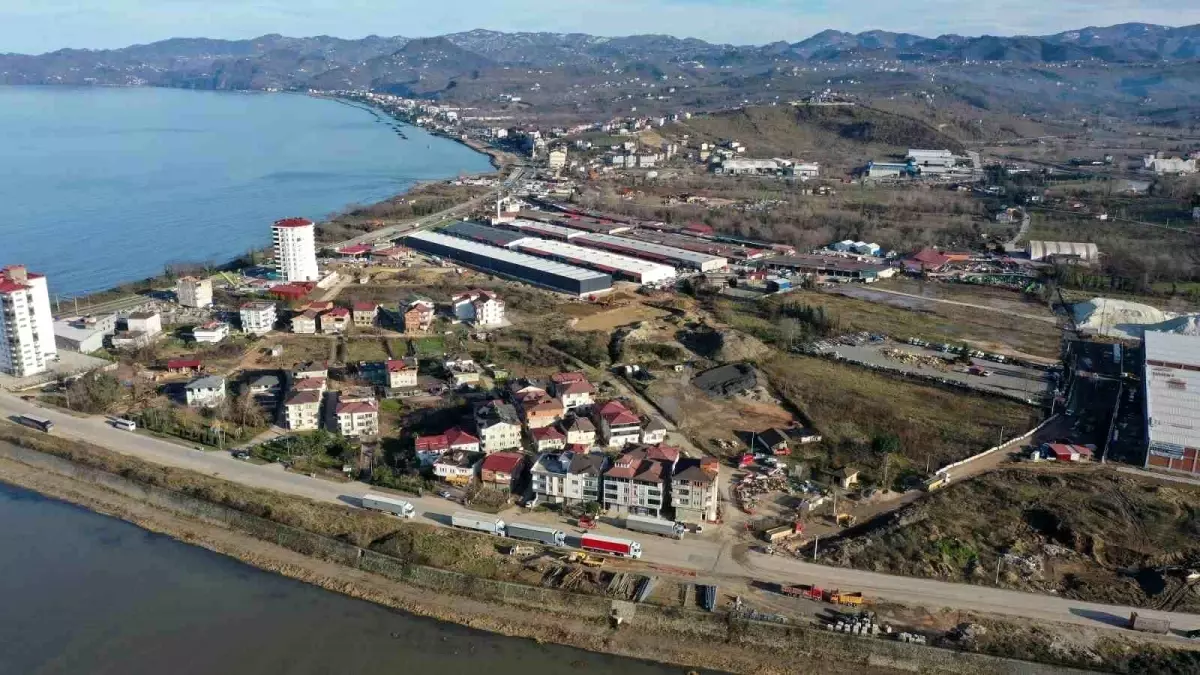 Ordu Büyükşehir Belediyesi, Fatsa’da 800 Metrelik Yağmur Suyu Hattı Projesini Başlattı