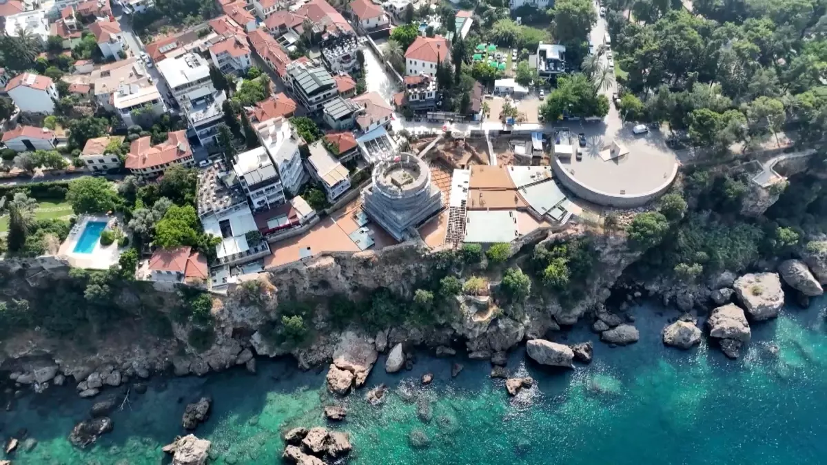 Antalya’nın Tufa Kıyı Falezi: Dünya’da Eşi Olmayan Jeolojik Miras