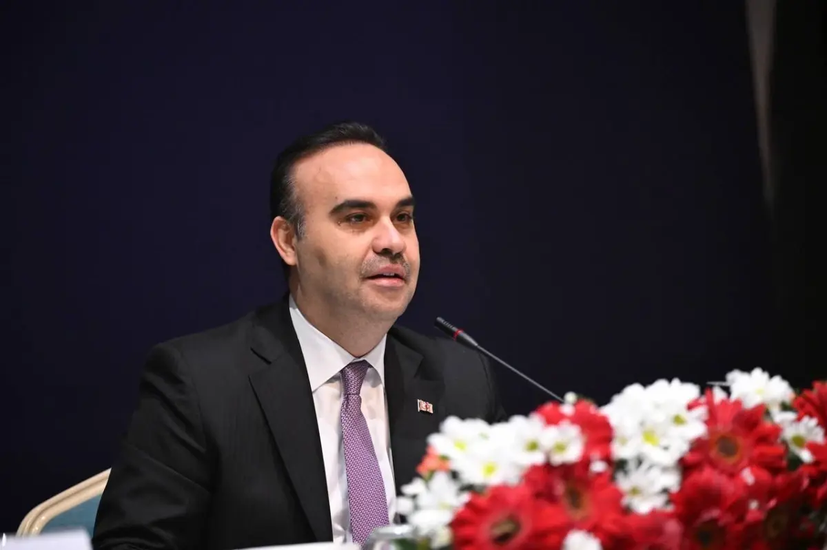 Kasım Ayında Sanayi Üretiminde %2,5 Artış: Bakan Kacır'dan Açıklama