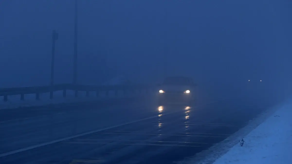 Bolu Dağı’nda Kar Yağışı ve Yoğun Sis: Görüş Mesafesi 30 Metreye Düştü