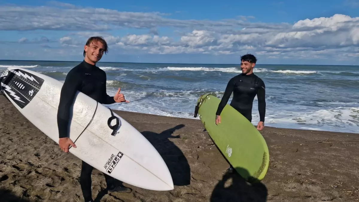 Akçakoca’da Sörf Yapan İki Kişi İçin 112’ye Boğulma İhbarı Yapıldı