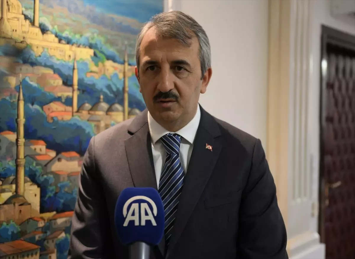 Edirne Sarayı Kazılarında Balkan Savaşları Şehitlerine Ait Toplu Mezarlık Ortaya Çıktı