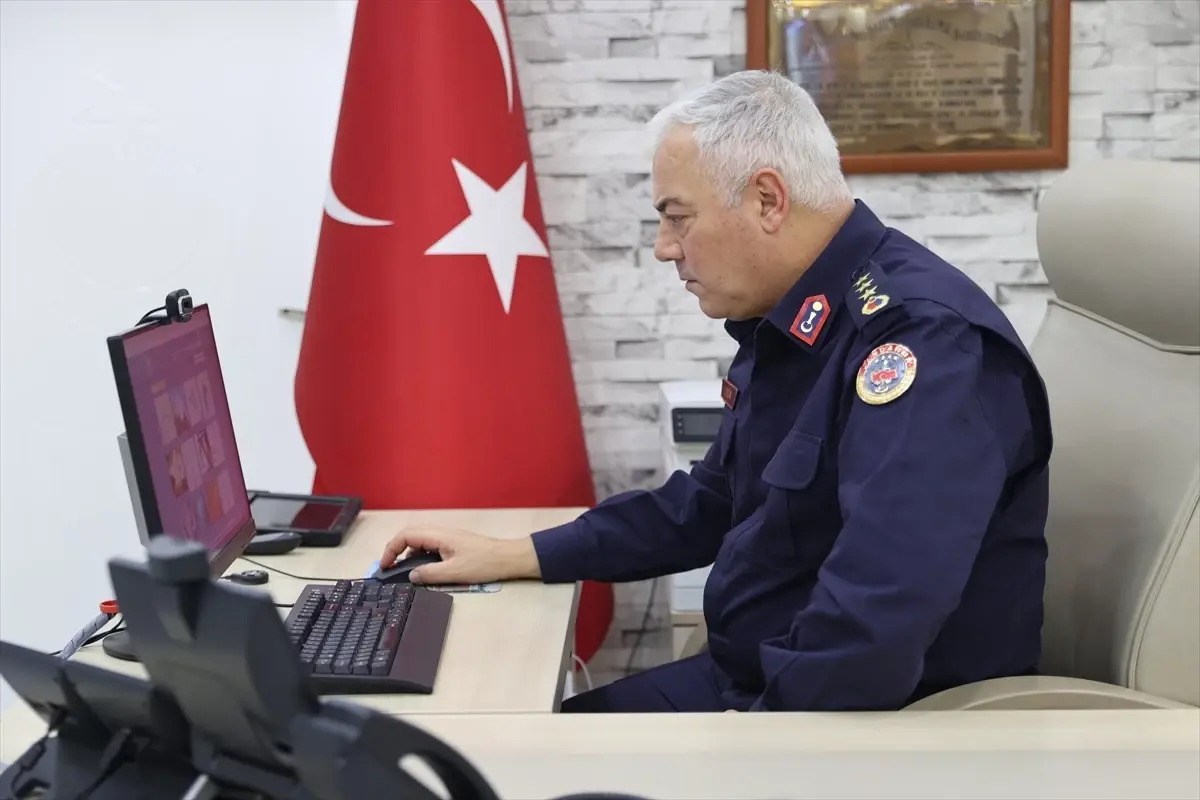 Albay Mehmet Çelik, AA’nın Yılın Kareleri Oylamasına Katıldı