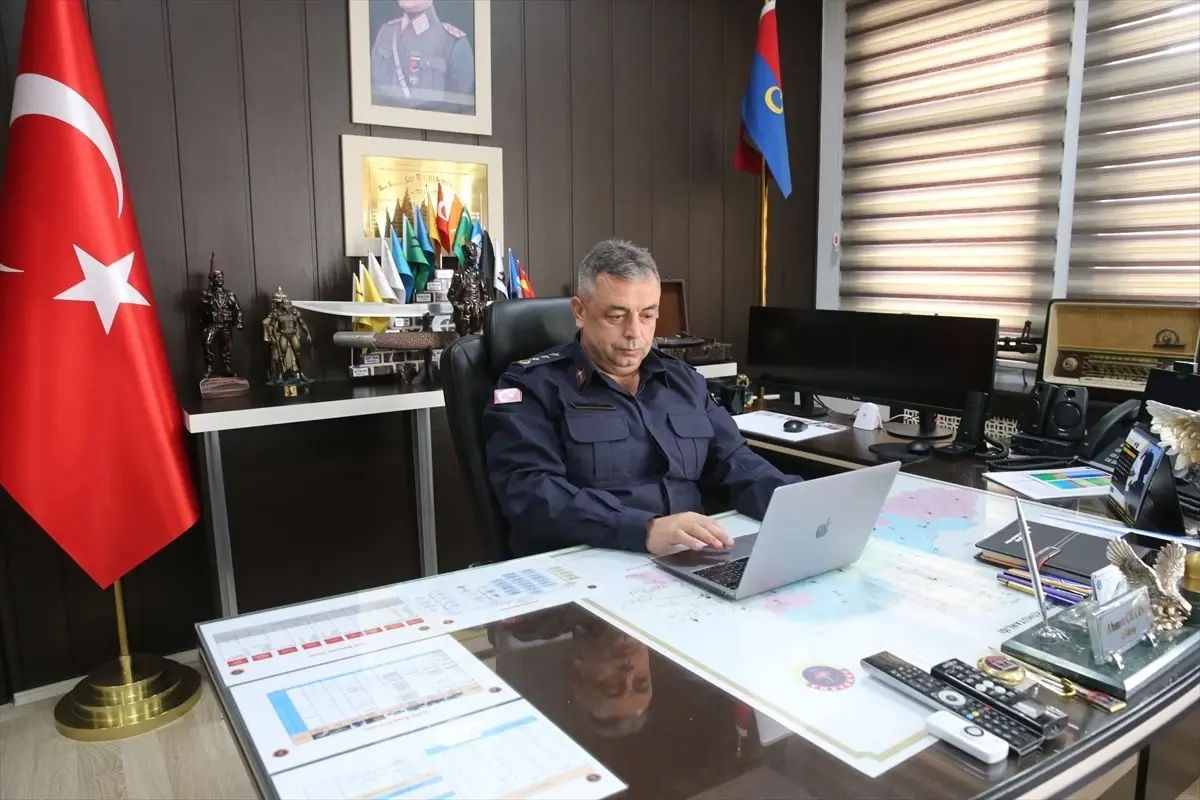 Tokat Jandarma Komutanı Ahmet Çetin, AA’nın 2025 ‘Yılın Kareleri’ Oylamasına Katıldı