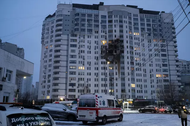 Lviv'de hasar gören binalar