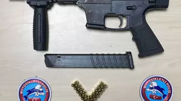 Mahkeme salonunda tutuklanan şüpheli M.D.