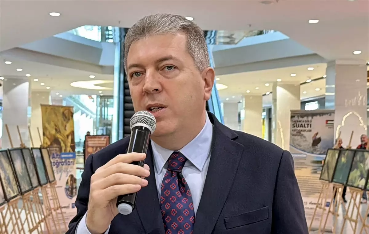 Sakarya’da Su Altı Fotoğraf Sergisi Açıldı: Hasan Coşkun’dan Gaza Çocuklarına Destek