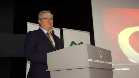 Konferansta sunulan enerji verimliliği grafikleri