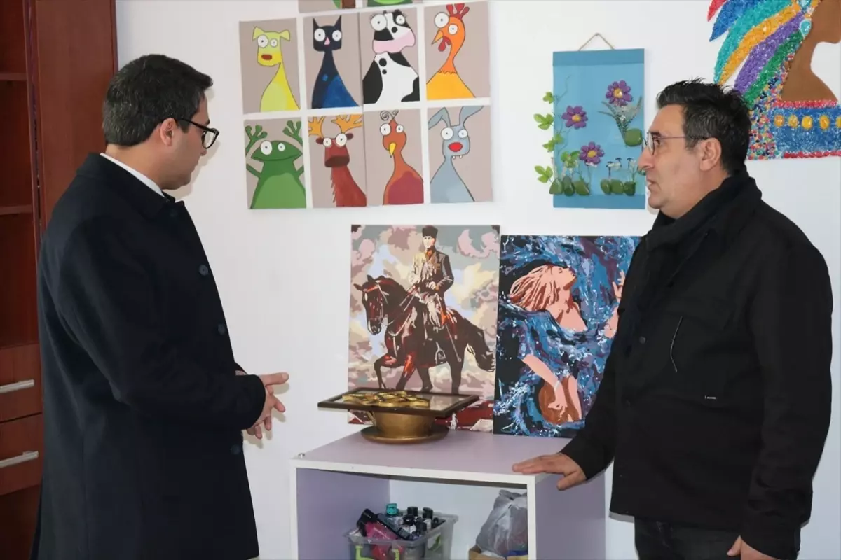 Asarcık Kaymakamı Korkmaz, Özel Meva Eğitim Merkezinde Çalışmaları İnceledi