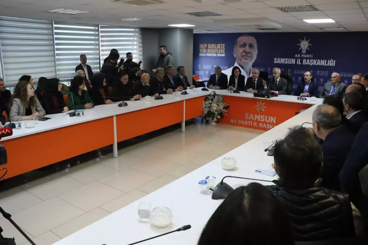 Ulaştırma Bakanı Uraloğlu, Gazeteciler Günü'nü Kutladı ve Bakanlık Başarılarını Paylaştı