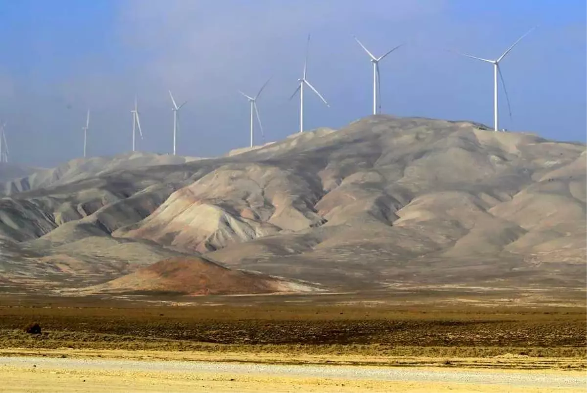 Azerbaycan’da 240 MW Kapasiteli Hızı‑Abşeron Rüzgar Enerjisi Santrali Resmen Hizmete Açıldı