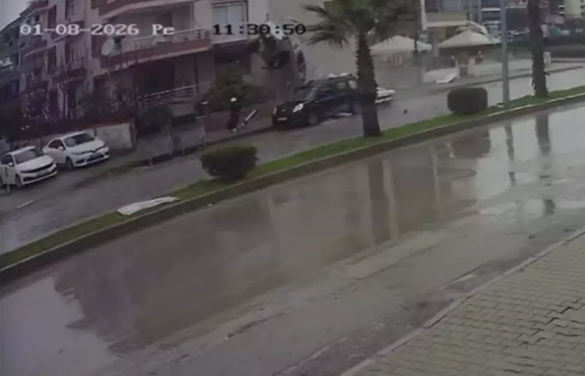 İzmir Ödemiş’te Kamyonet Çarpması: Rabiye Yıldırım Hayatını Kaybetti