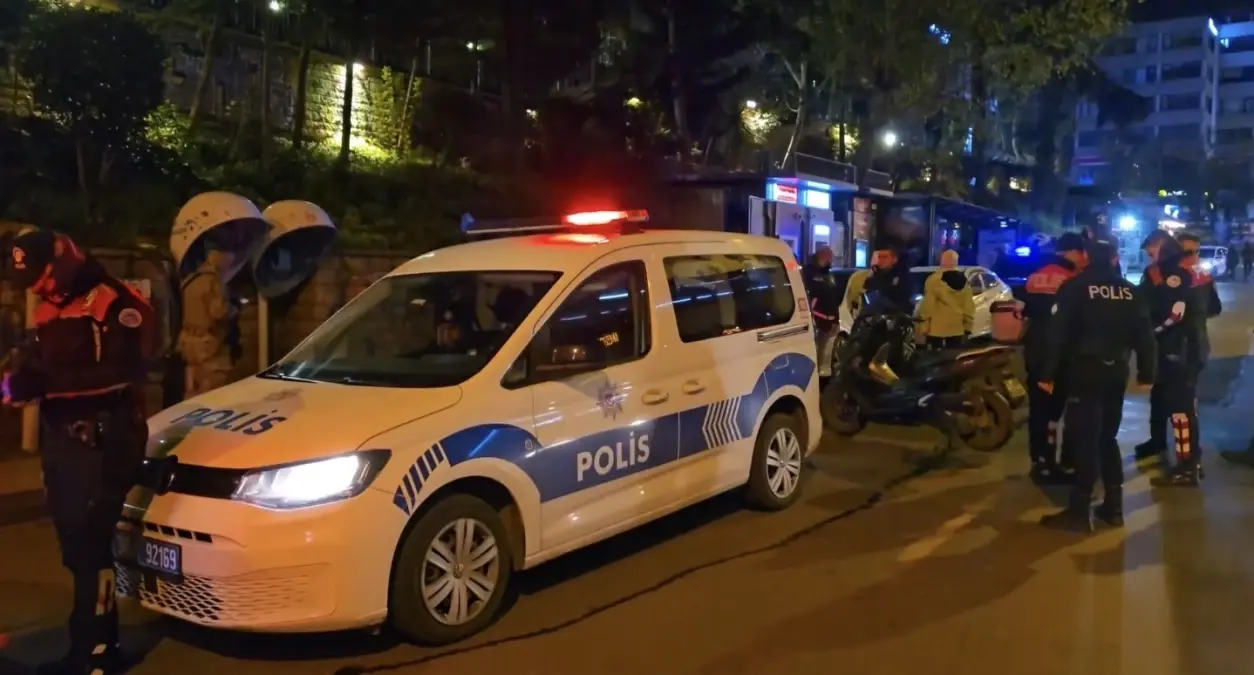 Kadıköy'de Uyuşturucu Ticaretine Yönelik Operasyon Sonuçlandı