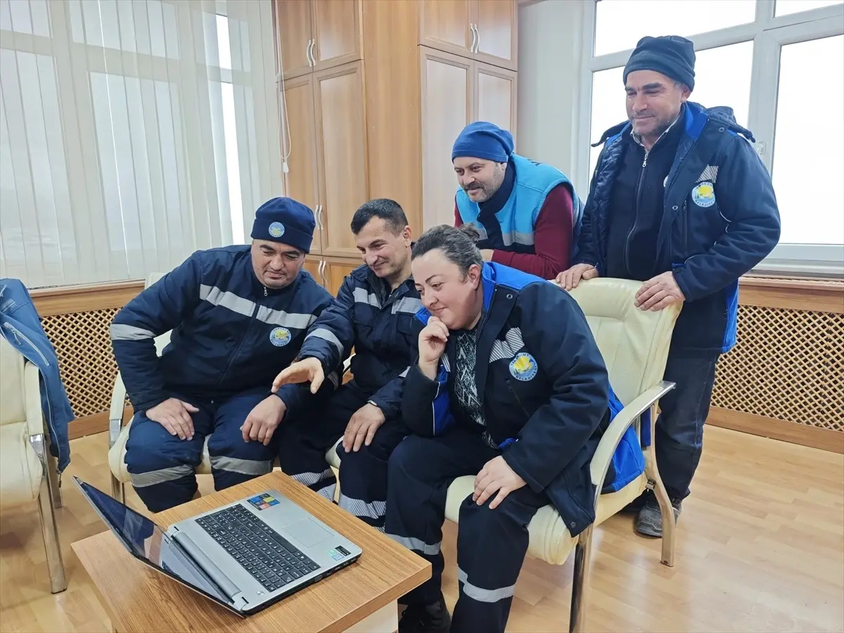 Yakakent Belediyesi Temizlik İşçileri 2025 Fotoğraf Yarışmasında Oy Kullandı