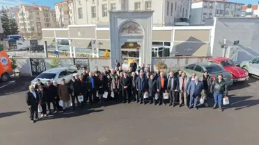 Evren Dinçer ve gazeteciler bir arada