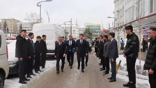 Kulüp üyeleri ve açılış töreni