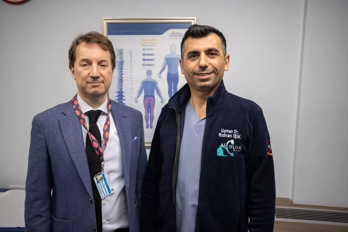 Sakarya'da Kronik Diz Ağrısına Yönelik Yeni Enjeksiyon Tedavisi