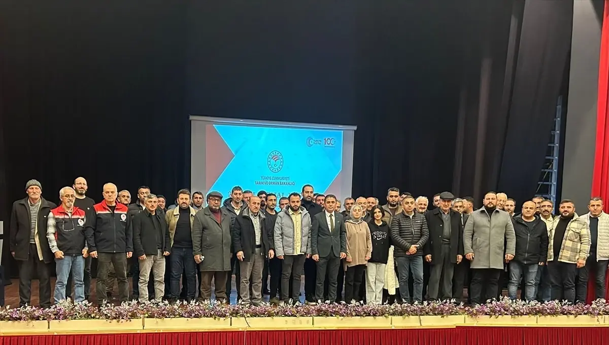 Turhal’da Tarım ve Hayvancılık Bilgilendirme Toplantısı Gerçekleştirildi
